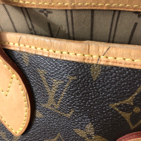 LV medium tote - Picture 10 of 12